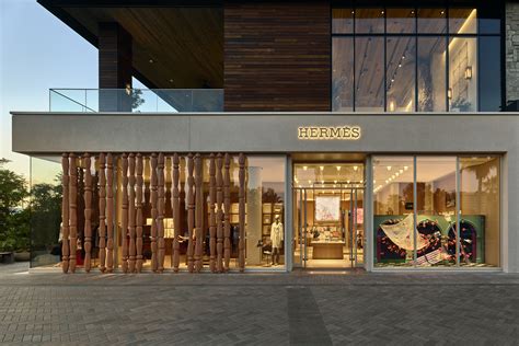 hermes valley store topanga.